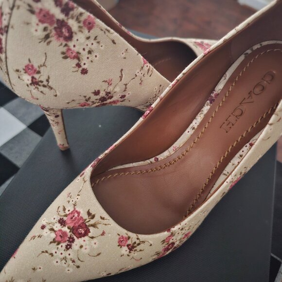 Coach Heels - Picture 4 of 5